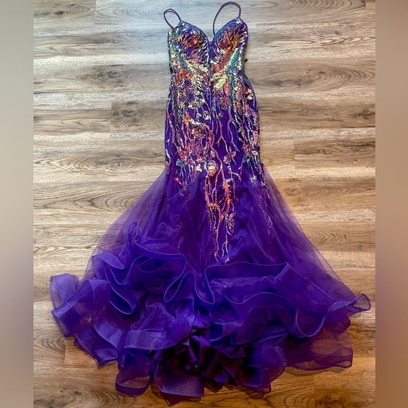 Alyce Paris Purple Prom Dress Size 4 - Picture 2 of 5
